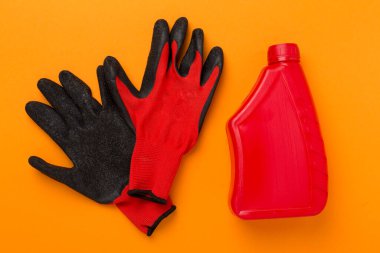 Renk arkaplanı ve üst görünümde otomobil ürünleri ve araçları