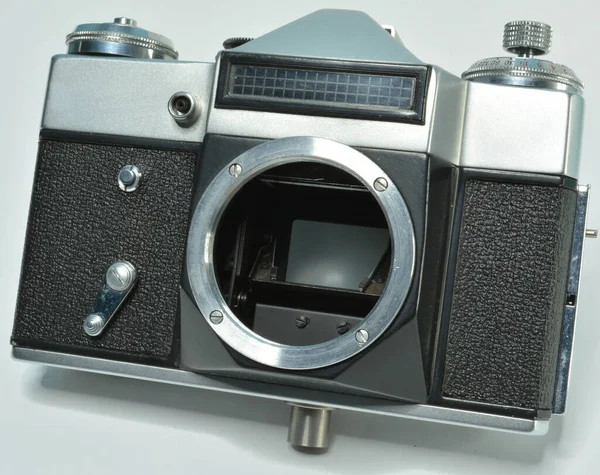 SSCB 'de objektifsiz çekilmiş 300mm' lik fotoğraf makinesi.