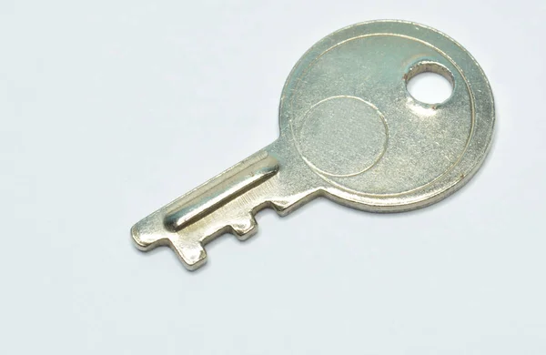 Metalden Yapılmış Küçük Vintage Anahtarı — Stok fotoğraf