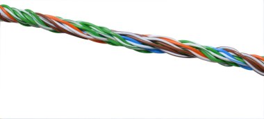 Farklı renkte elektrik kabloları.