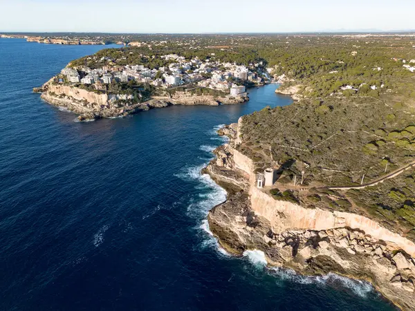 Mayorka hava manzaralı Cala Figuera, Balear Adaları, Akdeniz