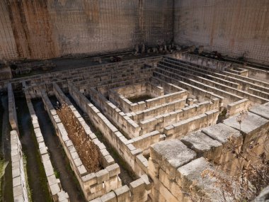 Ciudadela, İspanya; 26 Ocak 2024: Lithica Pedreres de s 'Hostal labirenti, Ciudadela, Menorca Adası