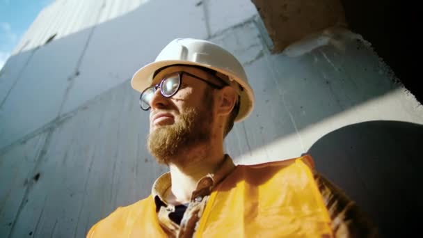 Konsep Bisnis Bangunan Pekerja Gaya Hidup Dalam Konsep Helm Siluet — Stok Video