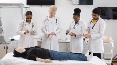 The overseas medical scholars: learning advanced techniques on a mannequin