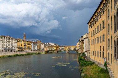 Floransa 'daki Ponte vecchio, İtalya.