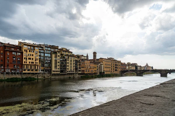 Floransa 'daki Ponte vecchio, İtalya.