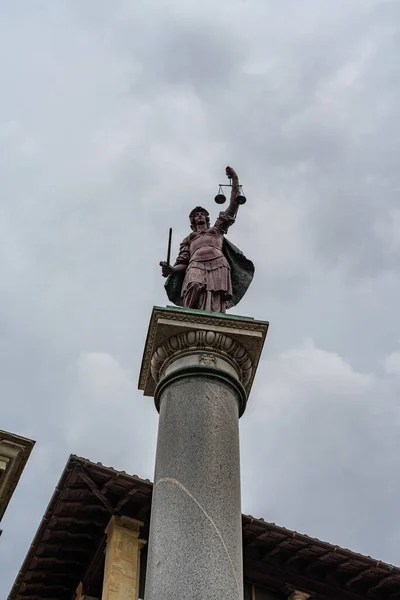 Piazza Santa Trinita Florencia Italia — Foto de Stock