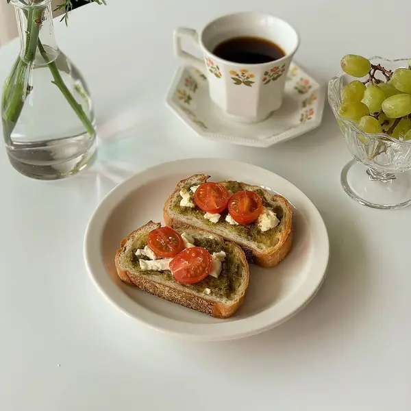 Taze ve lezzetli bir kahvaltı