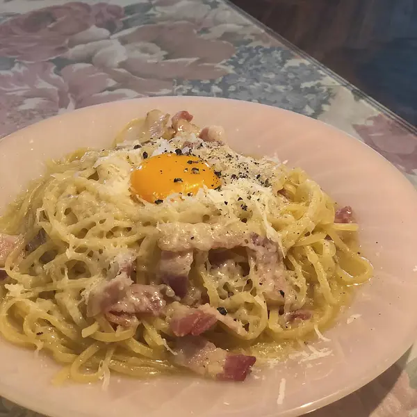 etli ve sebzeli makarna