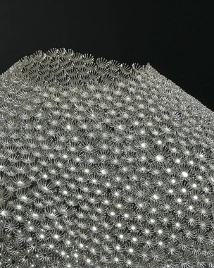 Bir bardak suyla soyut bir arkaplan