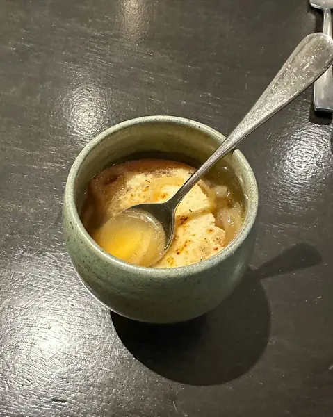 Lezzetli Asya yemeklerinin yakın görüntüsü