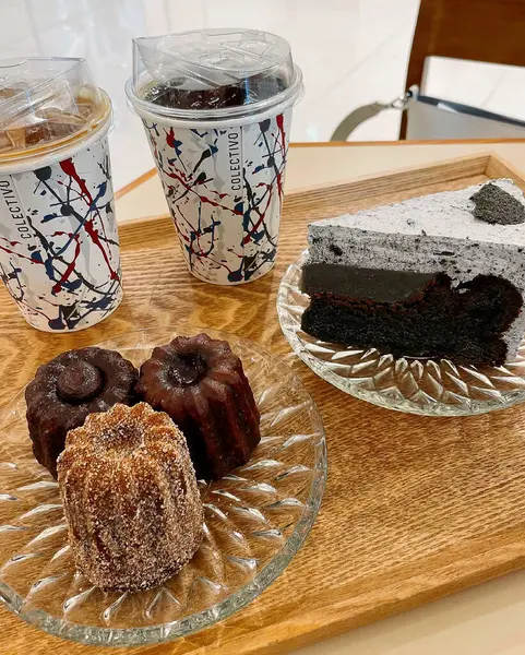 Kahve ve çikolatalı kahve.