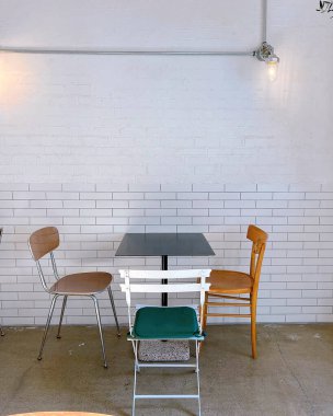 Bir restoranın içinde.