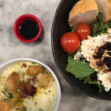 Bir yemek fotoğrafı.