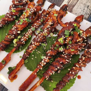 Kore geleneksel yemekleri - kızarmış kalamar