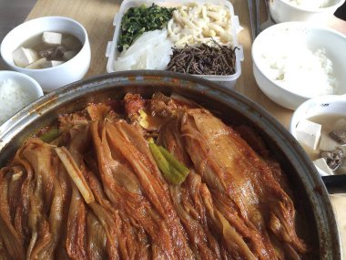 Lezzetli Asya yemeklerinin yakın görüntüsü