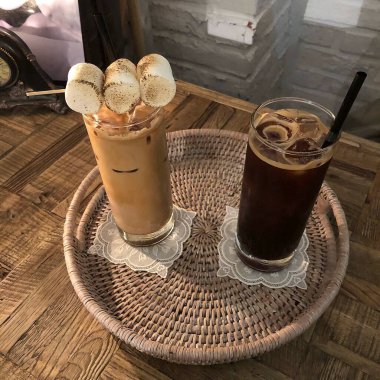 kahve fincanı, kahve fincanı, süt ve süt bardakta, içecek, süt, latte, kahve,