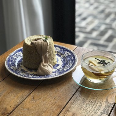 Limonlu ve naneli çay.