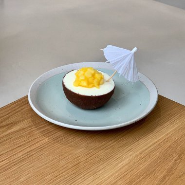 Lezzetli taze meyveli pasta