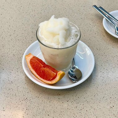 Masada limonlu dondurma.