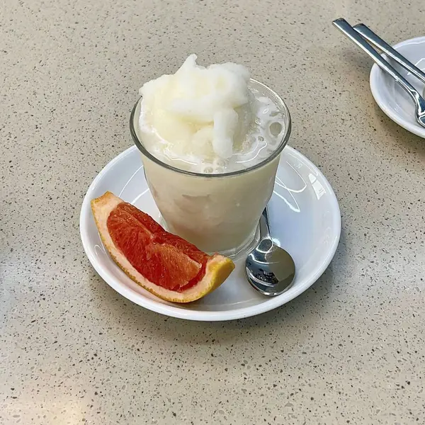 Masada limonlu dondurma.