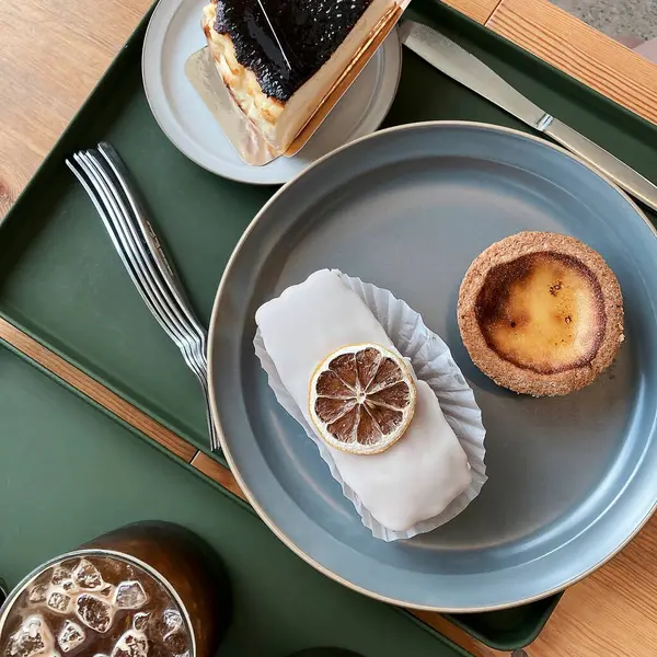 Lezzetli ev yapımı şekerlerin yakın görüntüsü