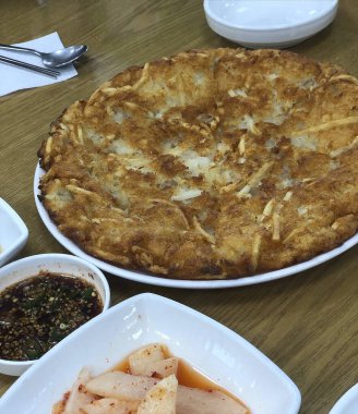 Lezzetli Asya yemeklerinin yakın görüntüsü