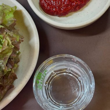 Sebzeli lezzetli yemek manzarasını kapat.