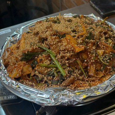 Sebzeli kızarmış pirinç.