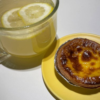 Lezzetli Asya yemeklerinin yakın görüntüsü