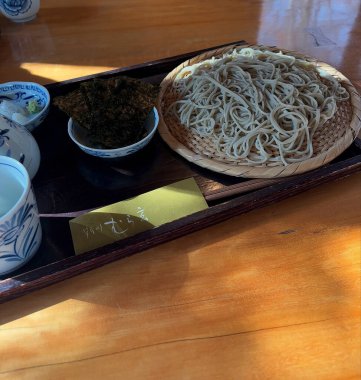 Lezzetli Asya yemeklerinin yakın görüntüsü