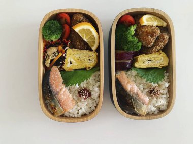 Japon mutfağı - balıklı suşi kutusu