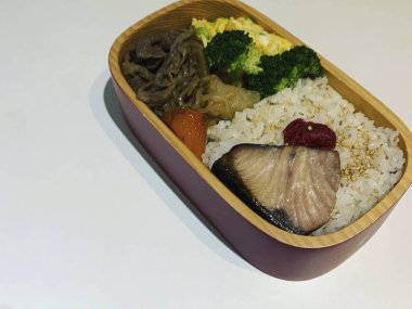 Japon mutfağı. suşi kutusu