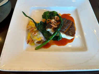 Lezzetli Asya yemeklerinin yakın görüntüsü