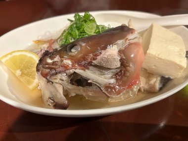 Kızarmış balığın mutfak fotoğrafı.