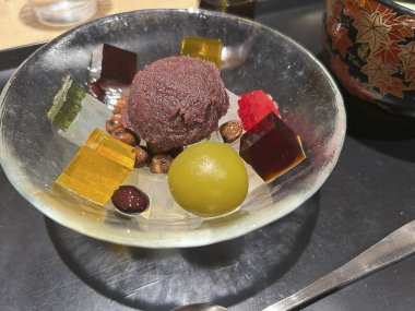 Lezzetli Asya yemeklerinin yakın görüntüsü