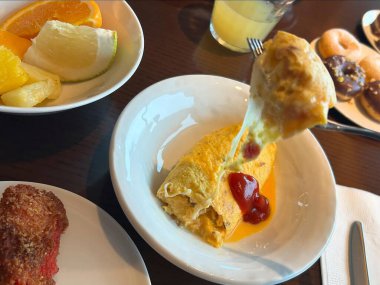 Yumurta ve ekmek Kahvaltı