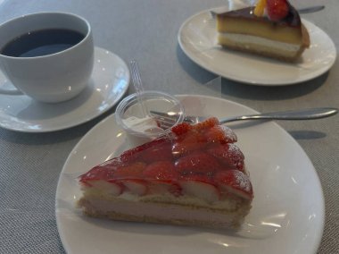 Lezzetli yiyeceklere yakın.