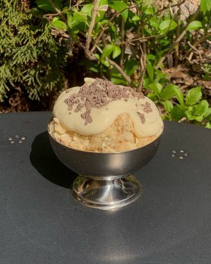 Lezzetli ve taze çikolatalı pasta