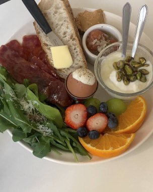 Lezzetli Asya yemeklerinin yakın görüntüsü