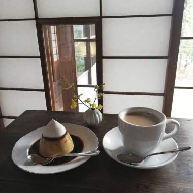 Kahveli kek fotoğrafı.