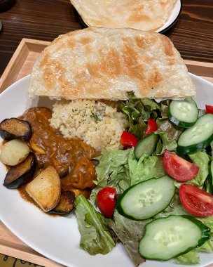 Bir yemeğin mutfak fotoğrafı.