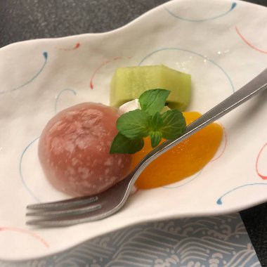 Lezzetli bir yiyeceğe yakın.