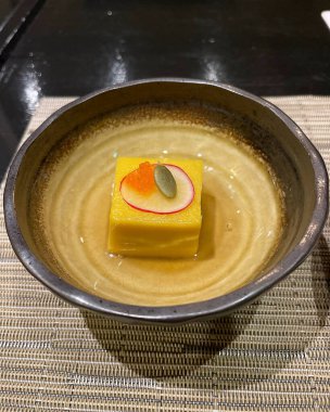 Lezzetli Asya yemeklerinin yakın görüntüsü