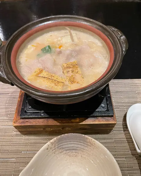 Lezzetli Asya yemeklerinin yakın görüntüsü