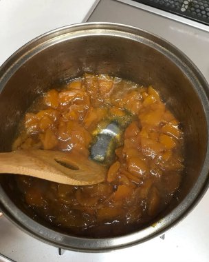 Lezzetli yemek pişirme süreci