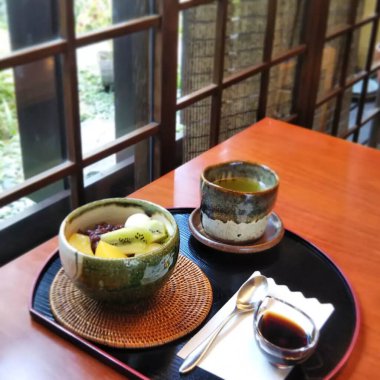 Lezzetli Asya yemeklerinin yakın görüntüsü