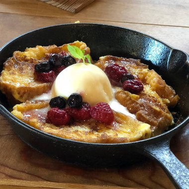 Lezzetli Asya yemeklerinin yakın görüntüsü