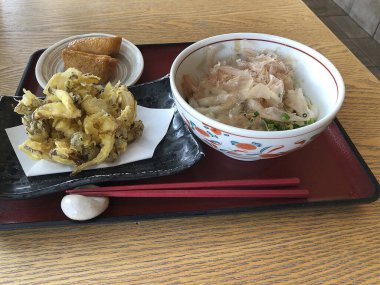 Etli eriştenin mutfak fotoğrafı.