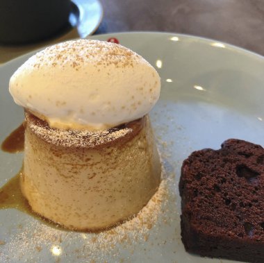 Lezzetli Asya yemeklerinin yakın görüntüsü